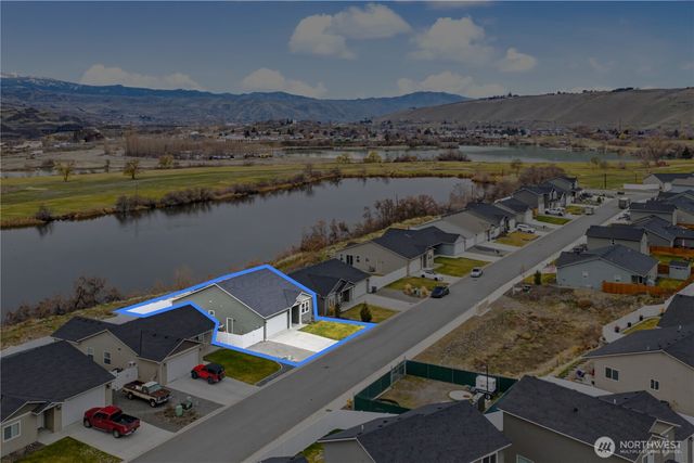 436 Hammond Lane, Rock Island, WA 98850