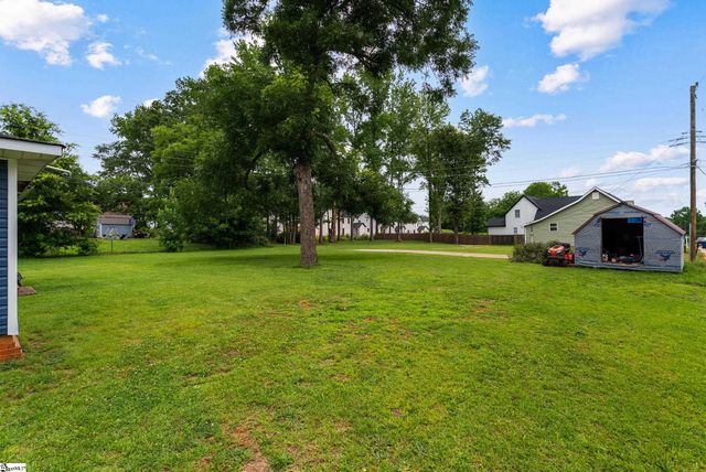 507 N Pearson Street, Woodruff, SC 29388