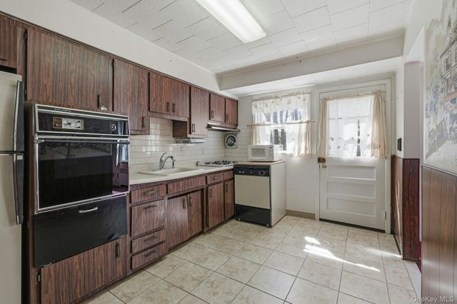 70 Deepdale Drive, South Huntington, NY 11746