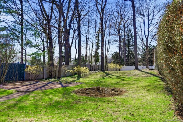 70 Deepdale Drive, South Huntington, NY 11746