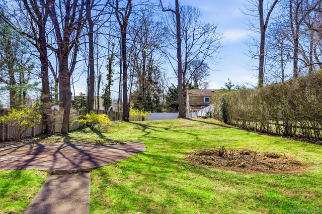 70 Deepdale Drive, South Huntington, NY 11746