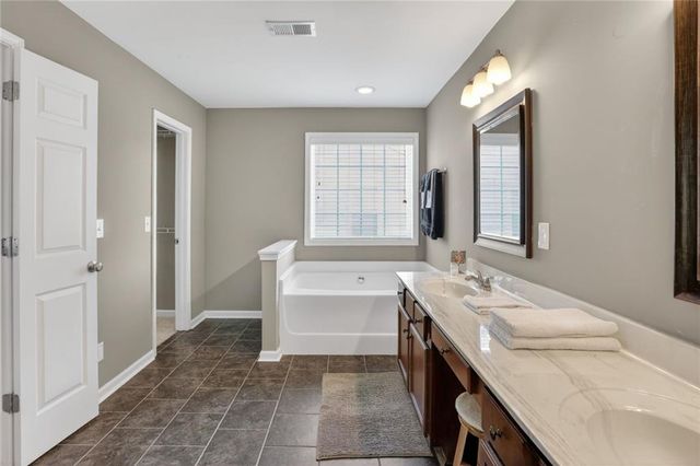 4130 Glenaire Way NW, Acworth, GA 30101