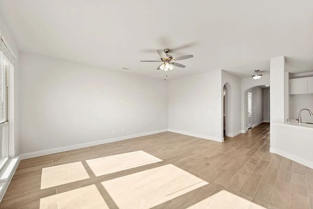 1232 Starlight Avenue, Aubrey, TX 76227