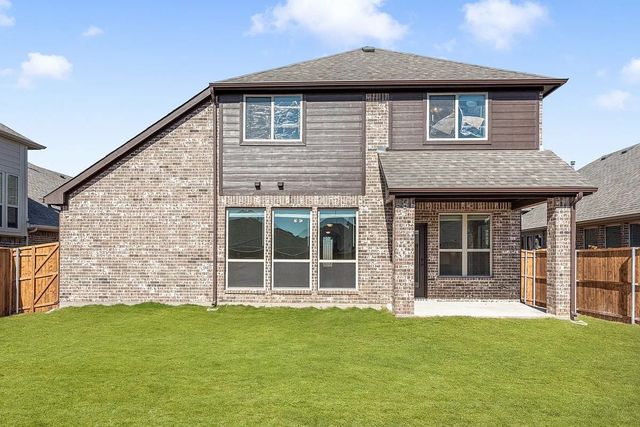 1232 Starlight Avenue, Aubrey, TX 76227