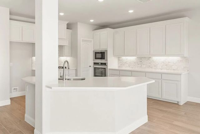 1232 Starlight Avenue, Aubrey, TX 76227