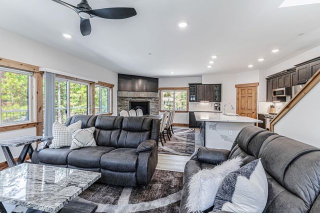 6872 Timber Lane, Portola, CA 96122