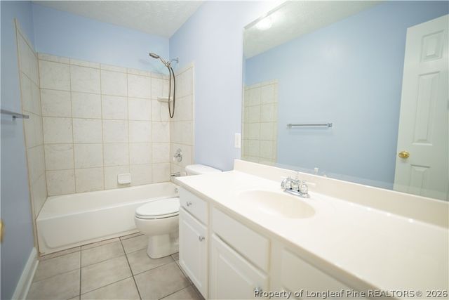 6826 Surrey Road, Fayetteville, NC 28306