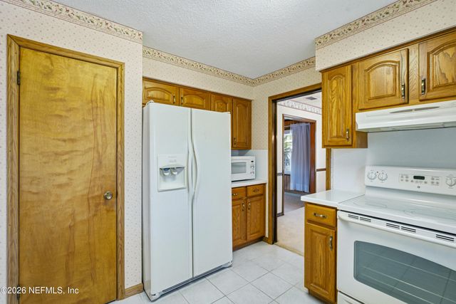 1618 BRISTOL Place, Orange Park, FL 32073