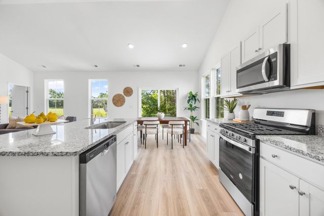 443 Evening Glow Lane, Summerville, SC 29486