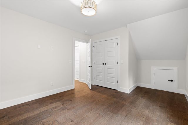 2119 Oak Street, Signal Mountain, TN 37377