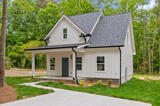 2119 Oak Street, Signal Mountain, TN 37377