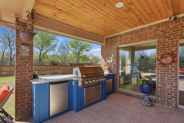 8258 Lax Drive, Fort Worth, TX 76126