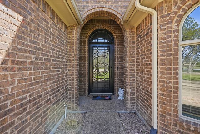 8258 Lax Drive, Fort Worth, TX 76126