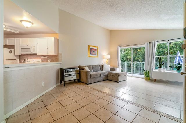 2560 WOODGATE BOULEVARD 207, Orlando, FL 32822