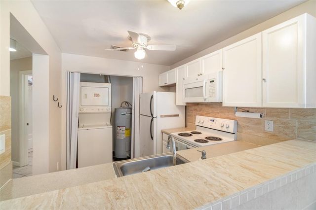 2560 WOODGATE BOULEVARD 207, Orlando, FL 32822