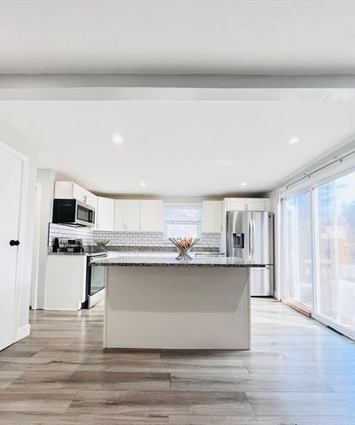 28b Staples Street B, Taunton, MA 02718