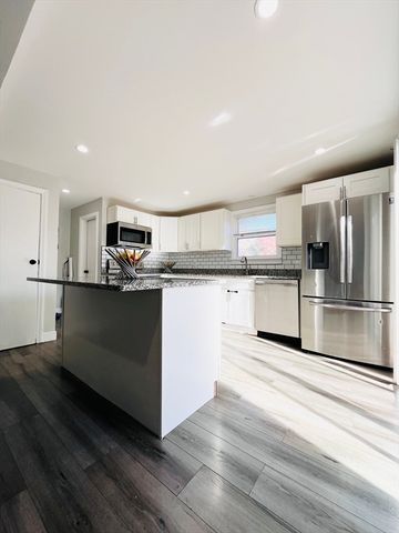 28b Staples Street B, Taunton, MA 02718