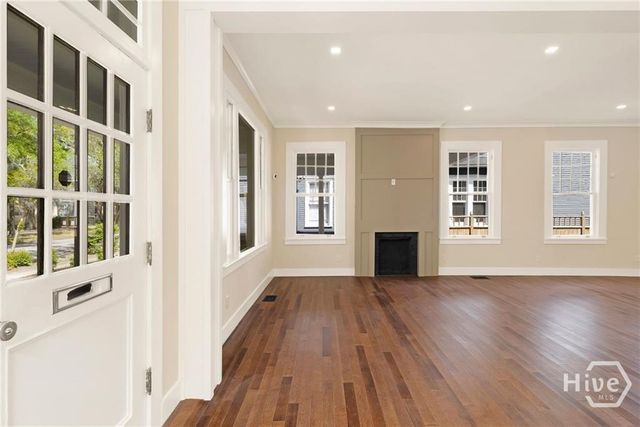 627 W 37th Street, Savannah, GA 31401