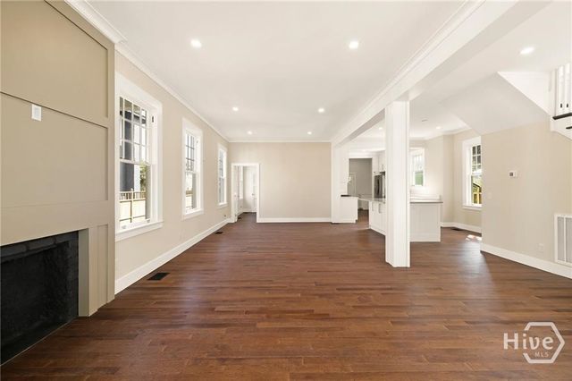 627 W 37th Street, Savannah, GA 31401