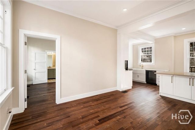 627 W 37th Street, Savannah, GA 31401