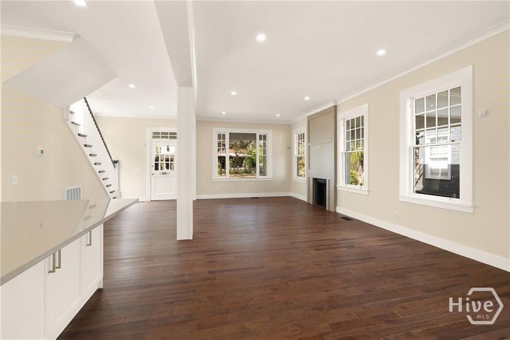 Image 26 of property listing at 627 W 37th Street, Savannah, GA 31401