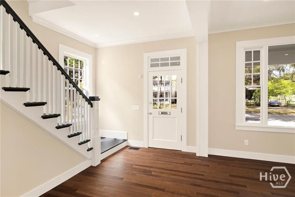 Image 38 of property listing at 627 W 37th Street, Savannah, GA 31401