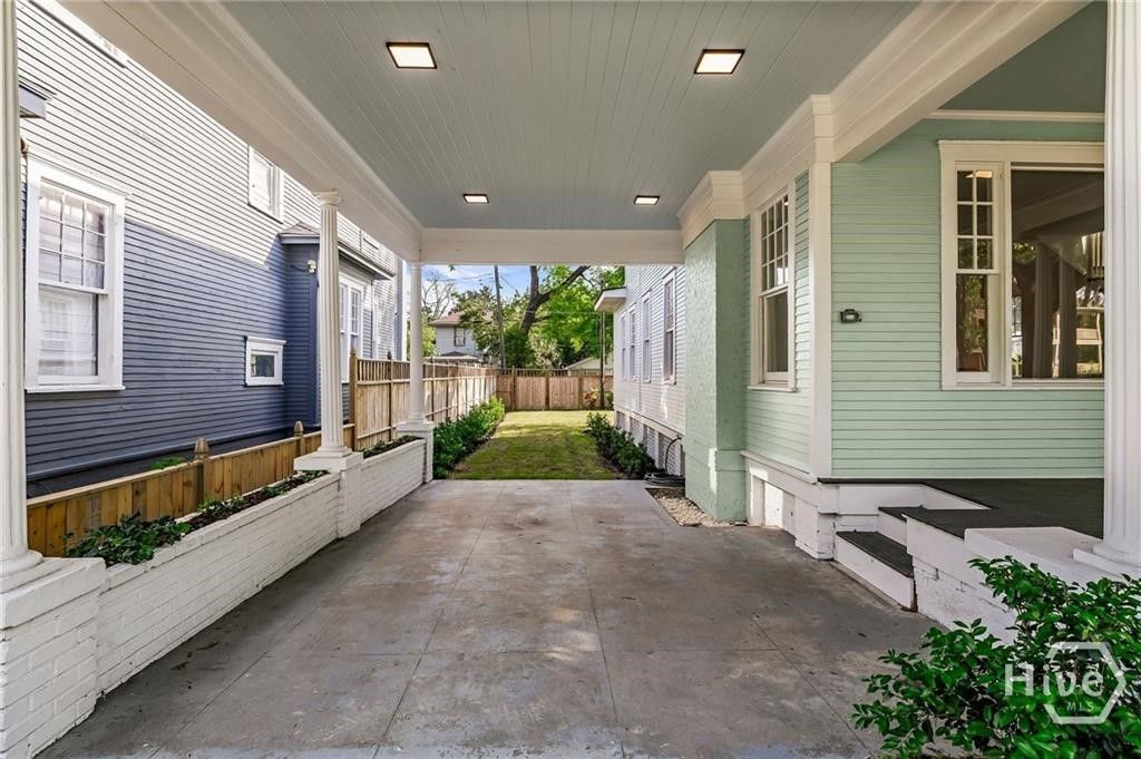Image 39 of property listing at 627 W 37th Street, Savannah, GA 31401