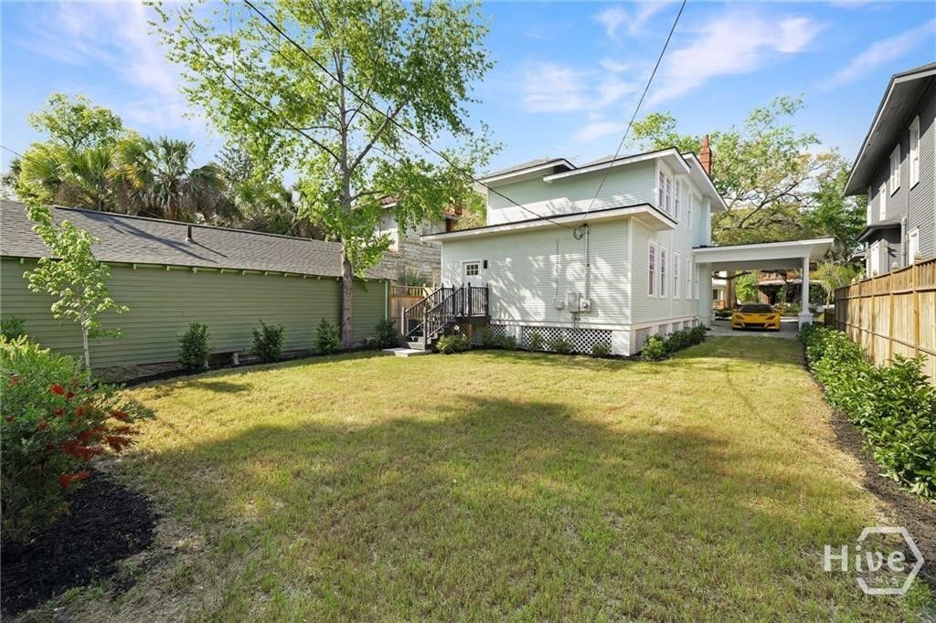 Image 41 of property listing at 627 W 37th Street, Savannah, GA 31401
