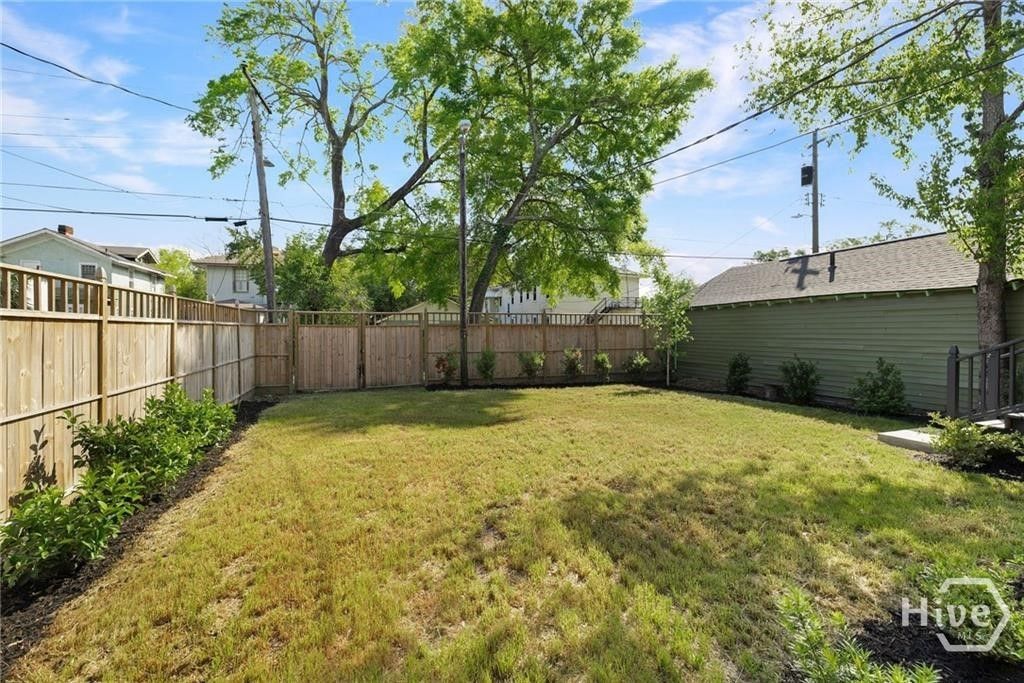 Image 41 of property listing at 627 W 37th Street, Savannah, GA 31401
