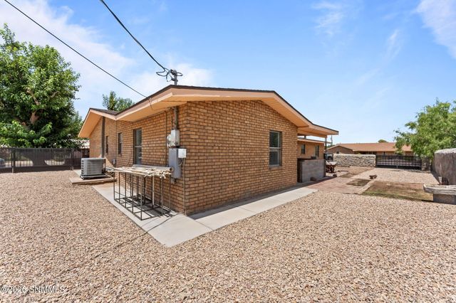2716 Johnson Street, Las Cruces, NM 88005