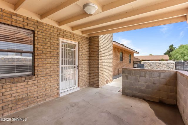 2716 Johnson Street, Las Cruces, NM 88005