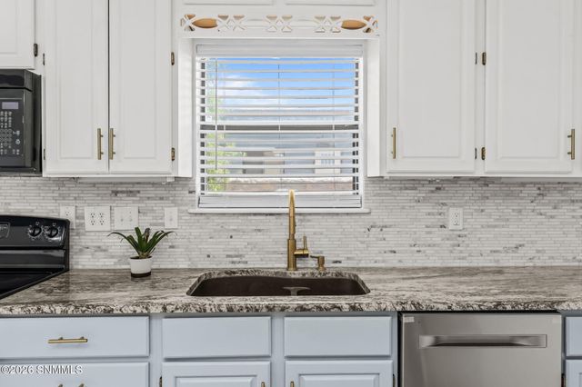 2716 Johnson Street, Las Cruces, NM 88005