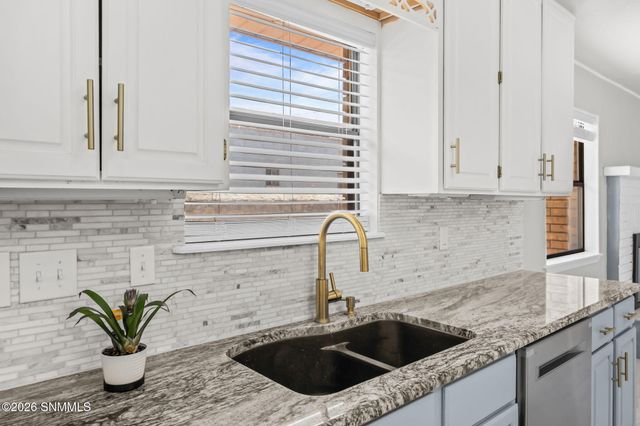 2716 Johnson Street, Las Cruces, NM 88005