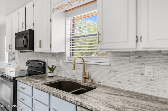 2716 Johnson Street, Las Cruces, NM 88005