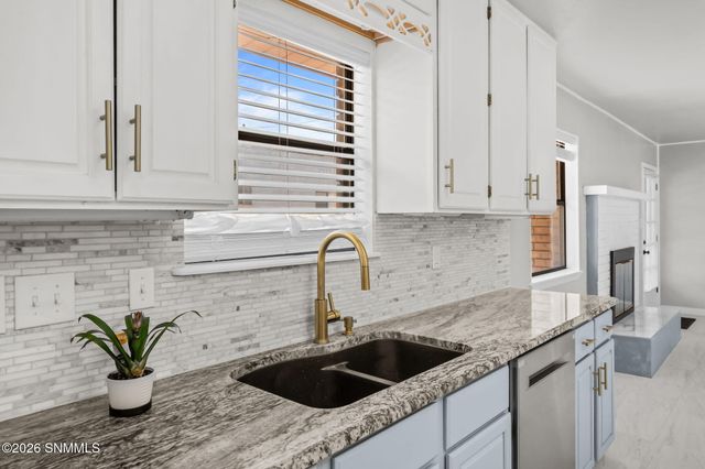 2716 Johnson Street, Las Cruces, NM 88005