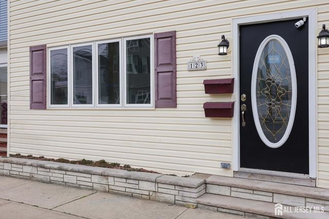 123 S Stevens Avenue, South Amboy, NJ 08879