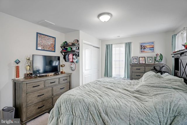 28 SHIP DR, Little Egg Harbor Twp, NJ 08087