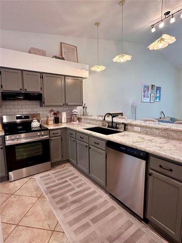824 NW 124TH DRIVE, Newberry, FL 32669