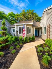 824 NW 124TH DRIVE, Newberry, FL 32669