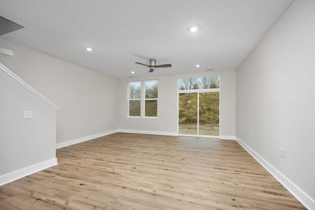 2221 Watertown Way Ne, City Of Grand Rapids, MI 49505