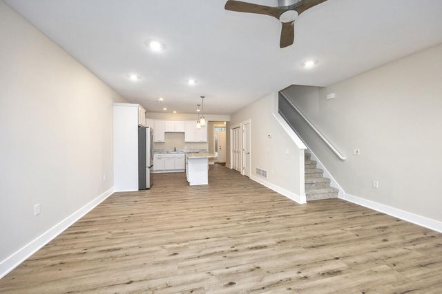 2221 Watertown Way Ne, City Of Grand Rapids, MI 49505