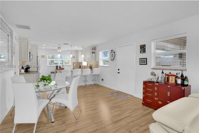 841 Meadowlark Ln, Delray Beach, FL 33445