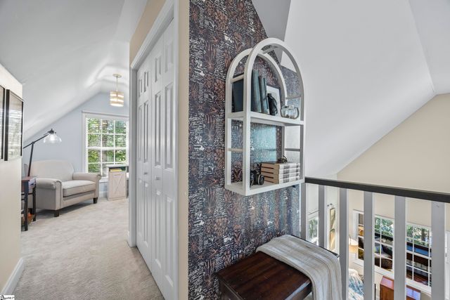 141 W Waters Edge Lane, West Union, SC 29696