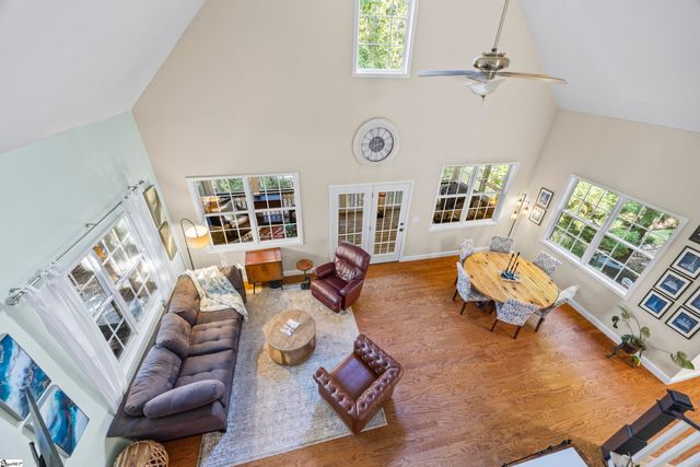 141 W Waters Edge Lane, West Union, SC 29696