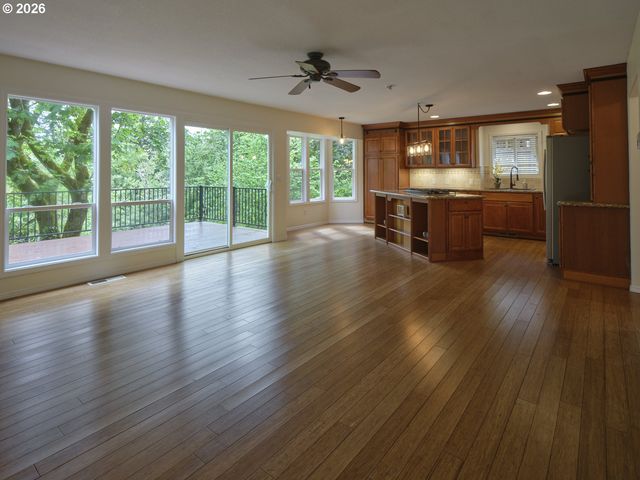 2205 Nw 138TH St, Vancouver, WA 98685
