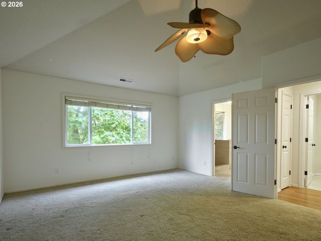 2205 Nw 138TH St, Vancouver, WA 98685
