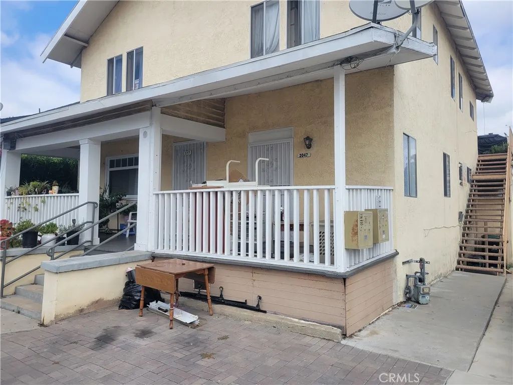 2047 Cambridge Street A, Los Angeles, CA 90006