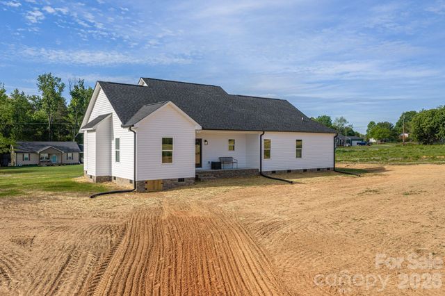 6268 Hill Gates Trail 36, Cherryville, NC 28021