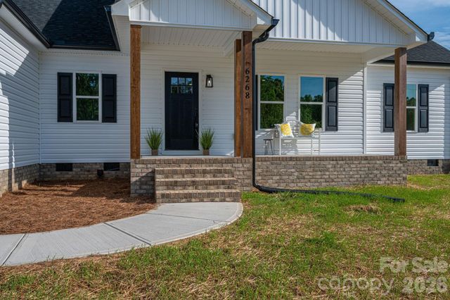 6268 Hill Gates Trail 36, Cherryville, NC 28021