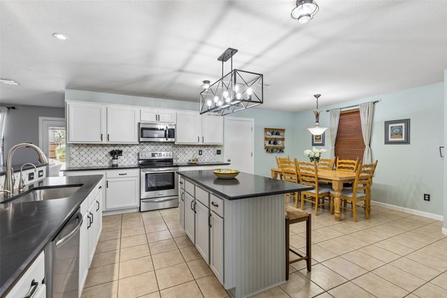 2903 Meadow Bluff Drive, Wylie, TX 75098